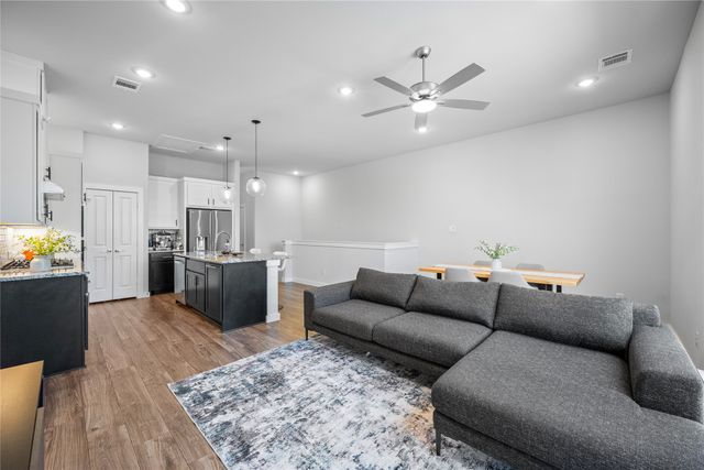 3456 Red Moon Way, Richardson, TX 75082