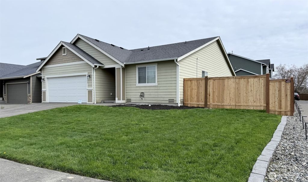 19517 26th Avenue Ct E, Spanaway, WA 98387
