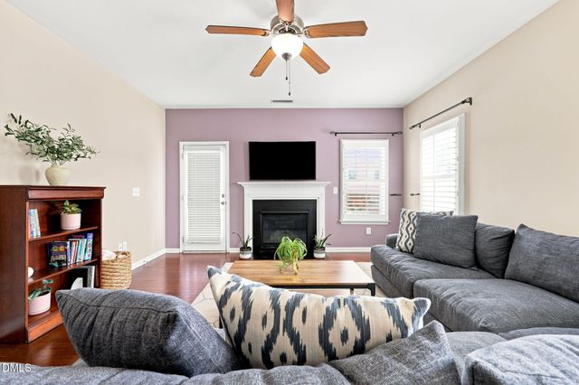 1922 Hinswood Circle, Fuquay Varina, NC 27526
