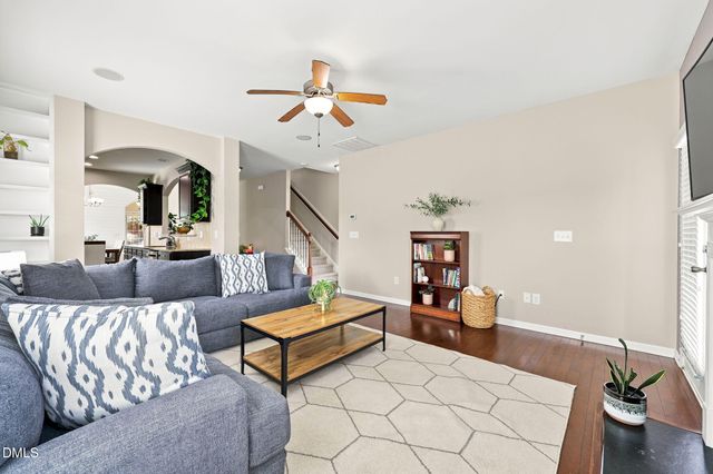 1922 Hinswood Circle, Fuquay Varina, NC 27526