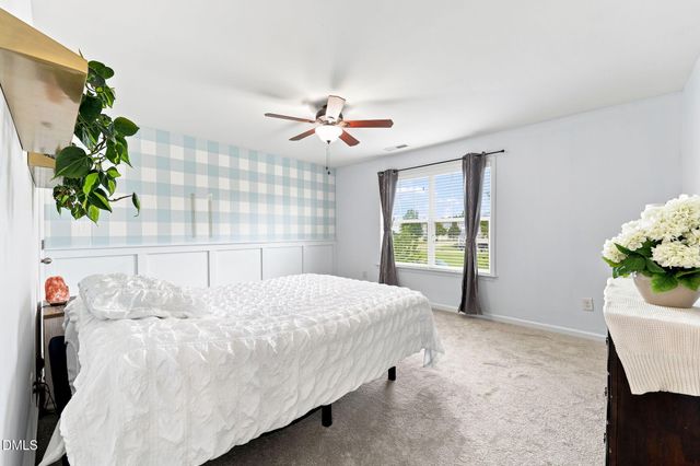 1922 Hinswood Circle, Fuquay Varina, NC 27526