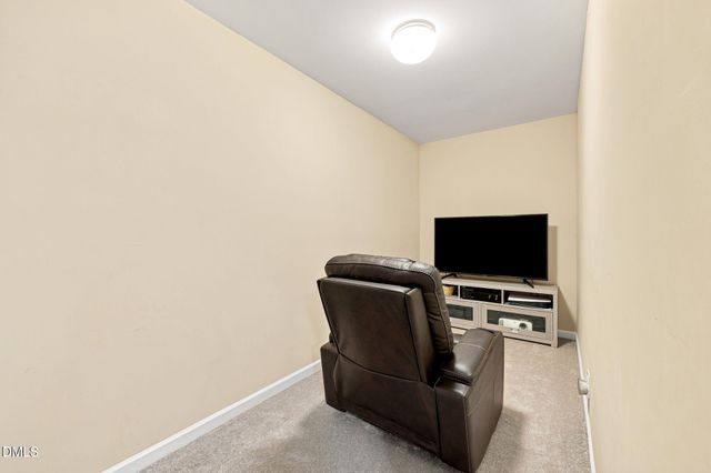 1922 Hinswood Circle, Fuquay Varina, NC 27526