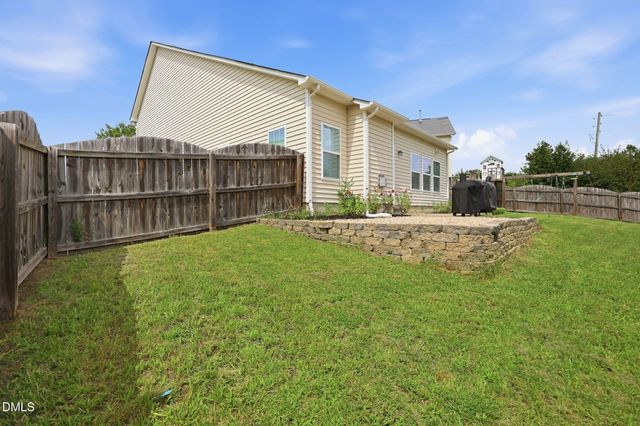 1922 Hinswood Circle, Fuquay Varina, NC 27526
