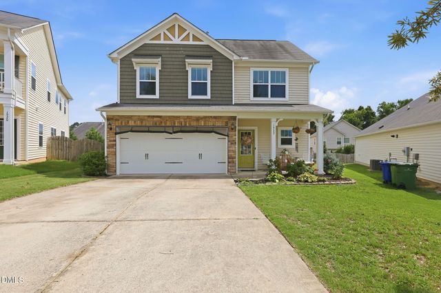 1922 Hinswood Circle, Fuquay Varina, NC 27526