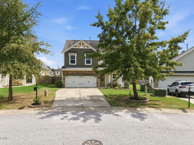 1922 Hinswood Circle, Fuquay Varina, NC 27526