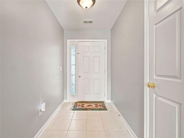 128 Brookstone Drive SW, Calhoun, GA 30701