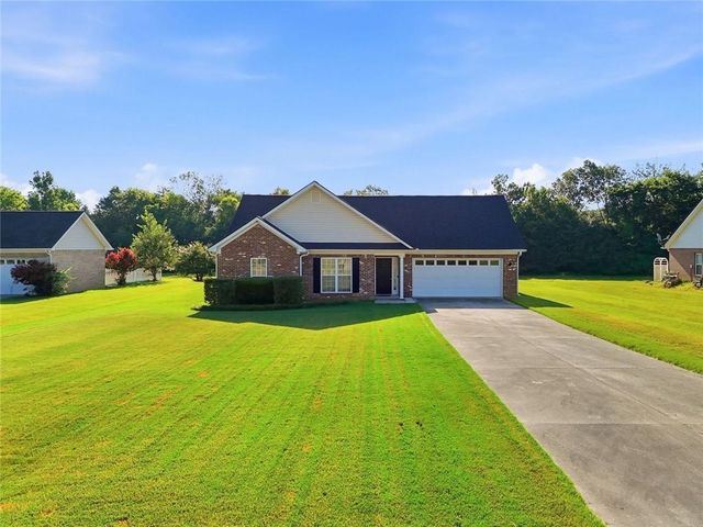 128 Brookstone Drive SW, Calhoun, GA 30701