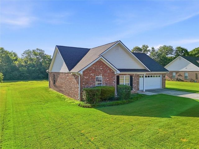 128 Brookstone Drive SW, Calhoun, GA 30701