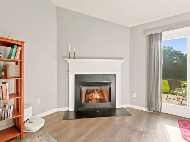 128 Brookstone Drive SW, Calhoun, GA 30701