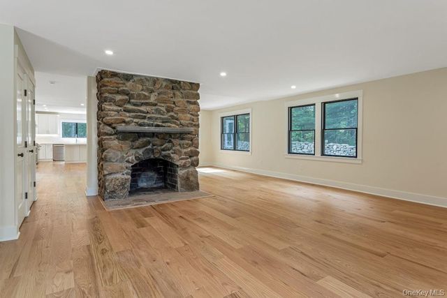 676 Hardscrabble Road, Chappaqua, NY 10514
