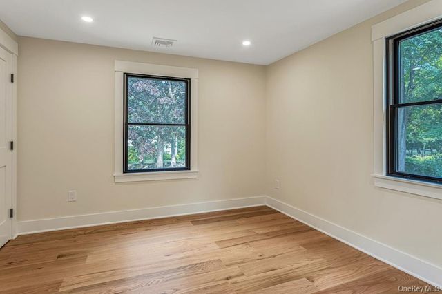 676 Hardscrabble Road, Chappaqua, NY 10514
