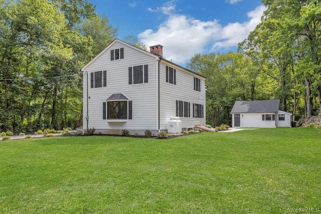 676 Hardscrabble Road, Chappaqua, NY 10514