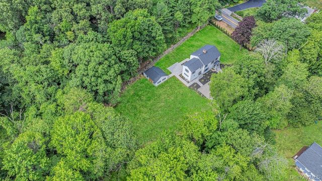 676 Hardscrabble Road, Chappaqua, NY 10514