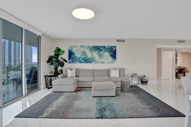 300 Sunny Isles Blvd 4-1407, Sunny Isles Beach, FL 33160