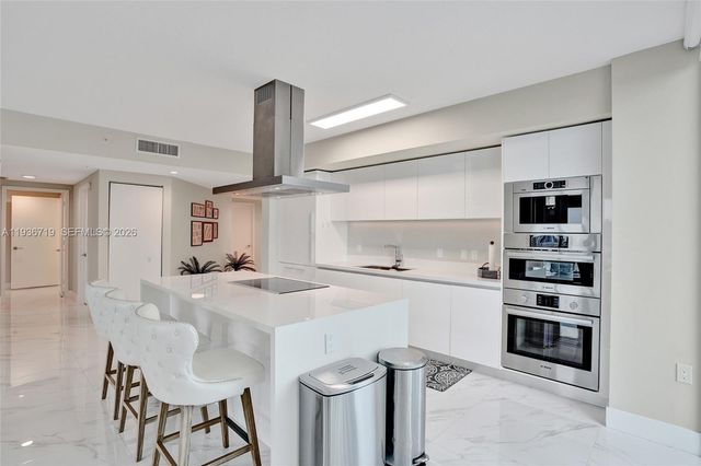 300 Sunny Isles Blvd 4-1407, Sunny Isles Beach, FL 33160