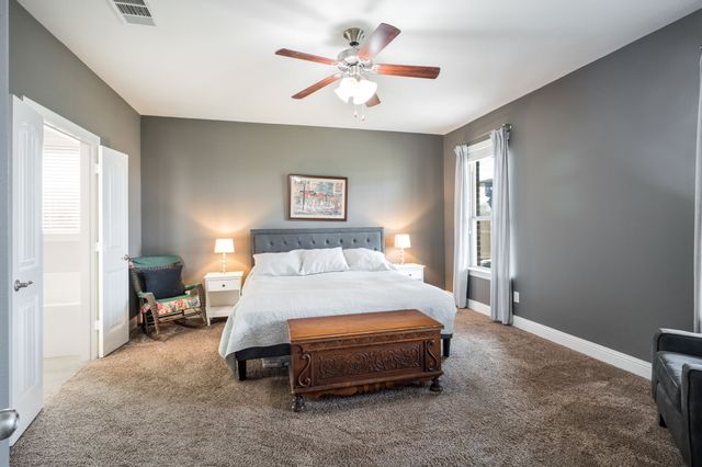 560 Winnetka Drive, Oak Point, TX 75068