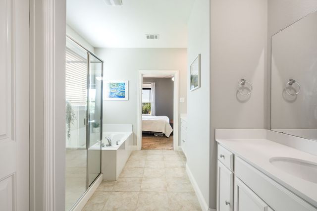 560 Winnetka Drive, Oak Point, TX 75068