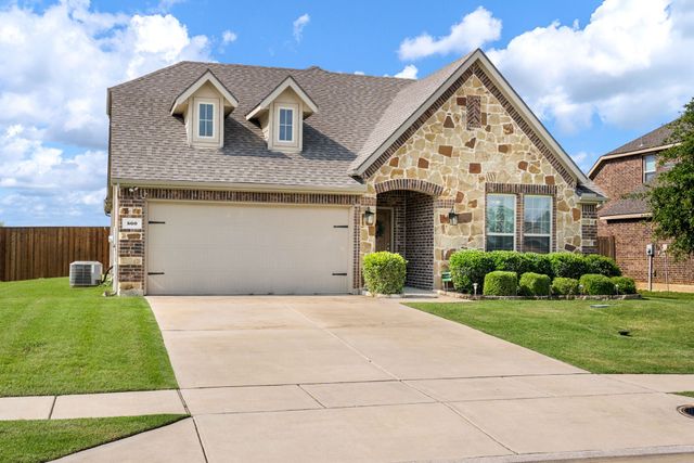 560 Winnetka Drive, Oak Point, TX 75068