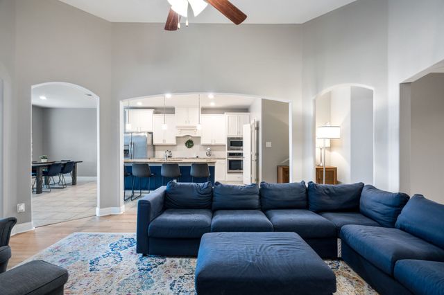 560 Winnetka Drive, Oak Point, TX 75068