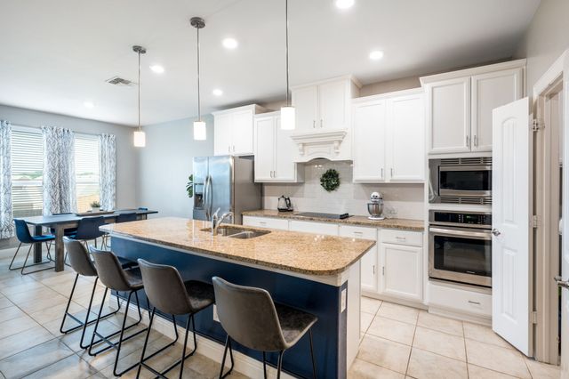 560 Winnetka Drive, Oak Point, TX 75068