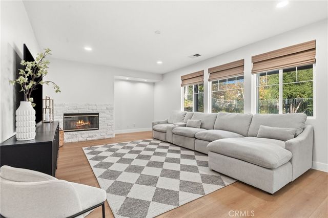 36610 Silk Oak Terrace Place, Murrieta, CA 92562