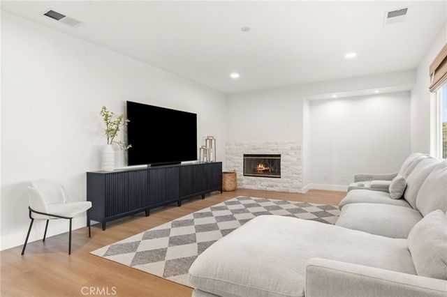 36610 Silk Oak Terrace Place, Murrieta, CA 92562