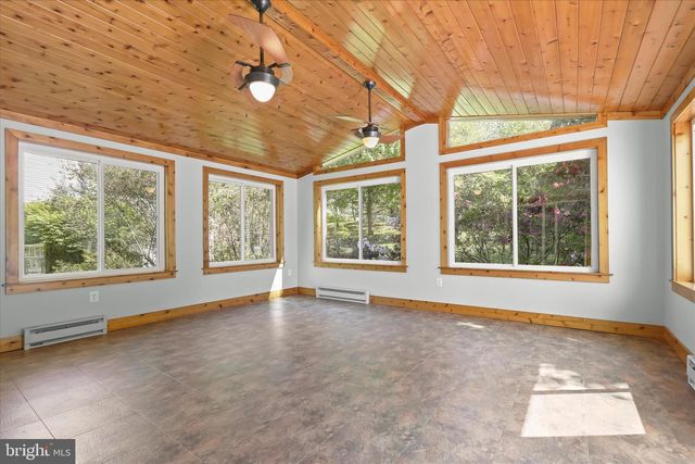 17 WOONSOCKETT CT, Silver Spring, MD 20905