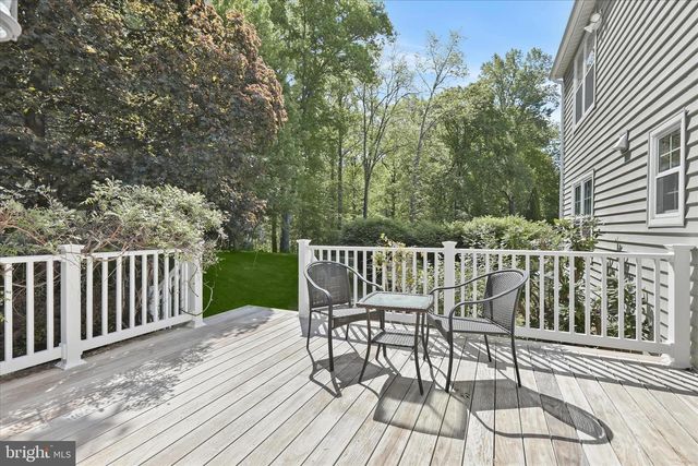 17 WOONSOCKETT CT, Silver Spring, MD 20905