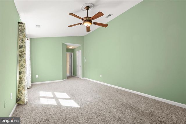 17 WOONSOCKETT CT, Silver Spring, MD 20905