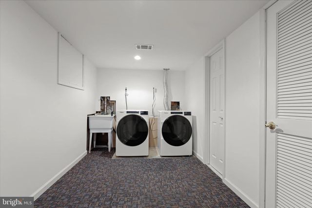 17 WOONSOCKETT CT, Silver Spring, MD 20905