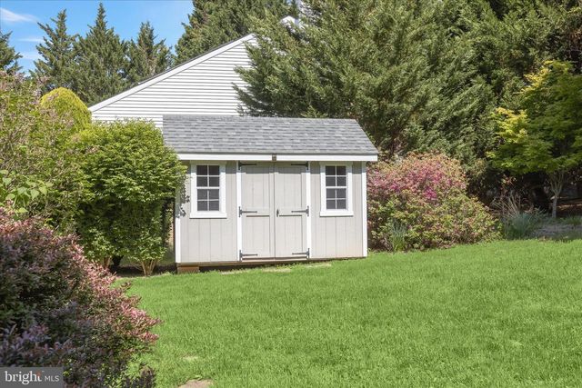 17 WOONSOCKETT CT, Silver Spring, MD 20905