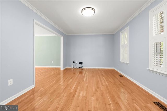 17 WOONSOCKETT CT, Silver Spring, MD 20905