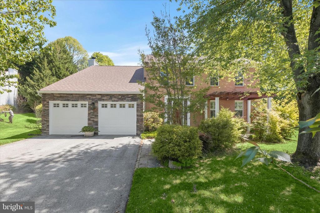 17 WOONSOCKETT CT, Silver Spring, MD 20905