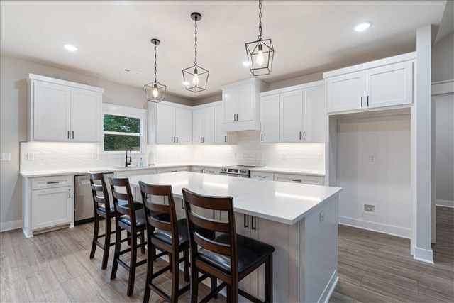 13 Pickering Drive, Bella Vista, AR 72714