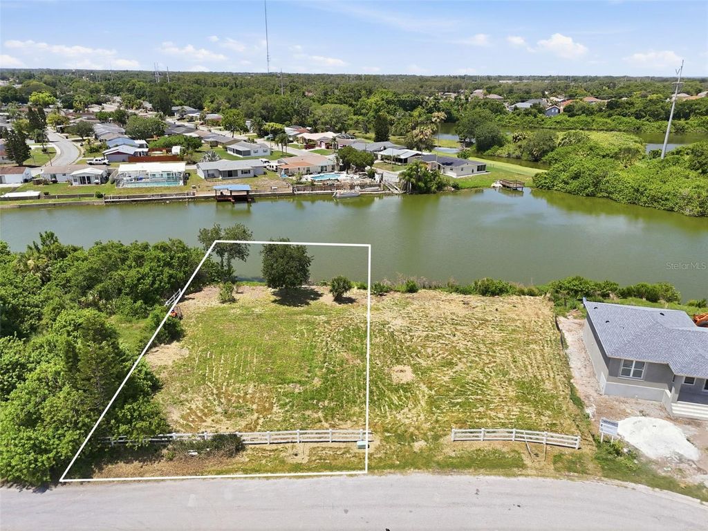 1503 JACKSON DRIVE, Holiday, FL 34691