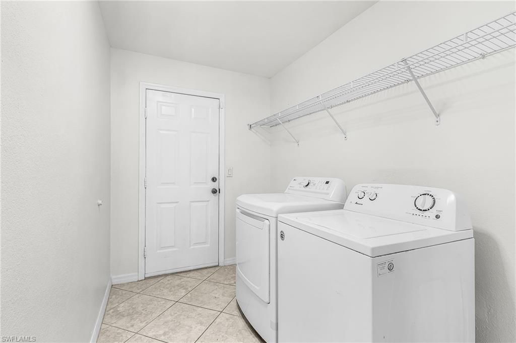 Image 15 of property listing at 3310 NW 5th TER, Cape Coral, FL 33993