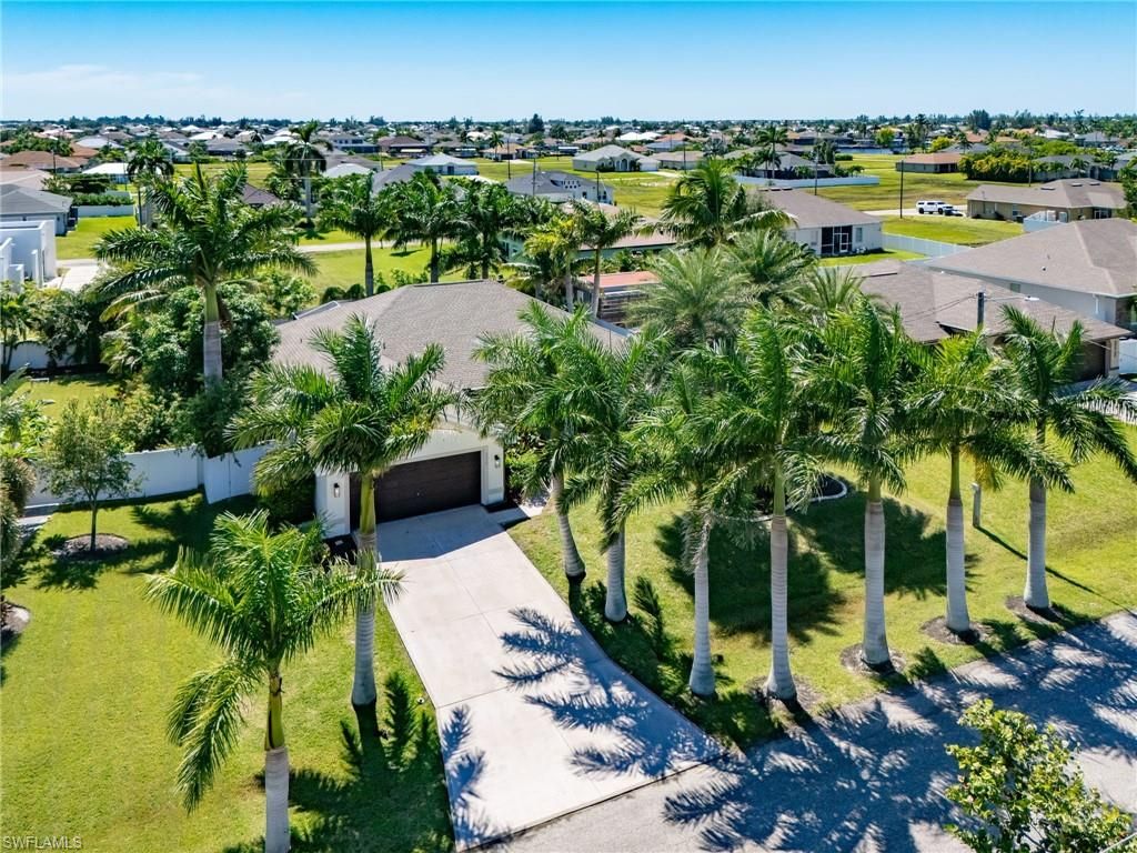 Image 32 of property listing at 3310 NW 5th TER, Cape Coral, FL 33993