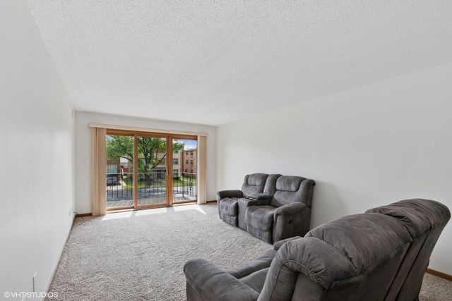 4009 W 93rd Place 2B, Oak Lawn, IL 60453