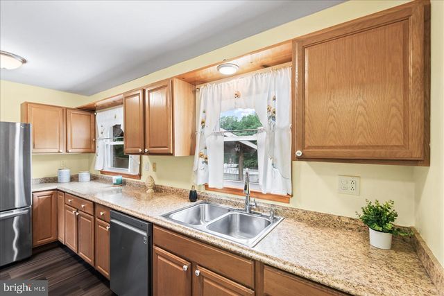 13706 BOTTS AVE, Woodbridge, VA 22191