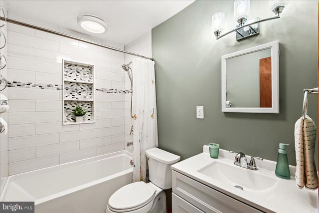 13706 BOTTS AVE, Woodbridge, VA 22191