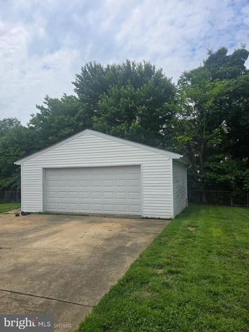 13706 BOTTS AVE, Woodbridge, VA 22191