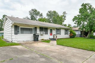 7111 Oak Village Drive, Houston, TX 77396