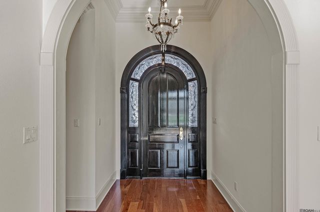 8120 Rosewood Dr, Denham Springs, LA 70726