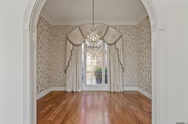 8120 Rosewood Dr, Denham Springs, LA 70726