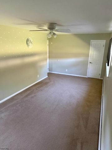 320 Sidney Rd, Franklin Twp., NJ 08867