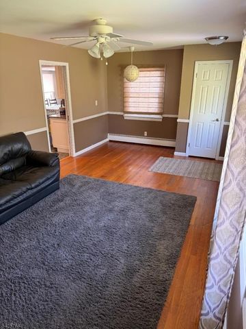 320 Sidney Rd, Franklin Twp., NJ 08867