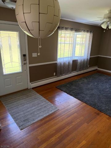 320 Sidney Rd, Franklin Twp., NJ 08867