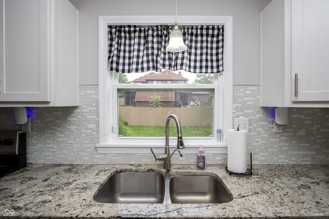 140 Appletree Row, Greenwood, IN 46142