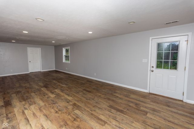 140 Appletree Row, Greenwood, IN 46142