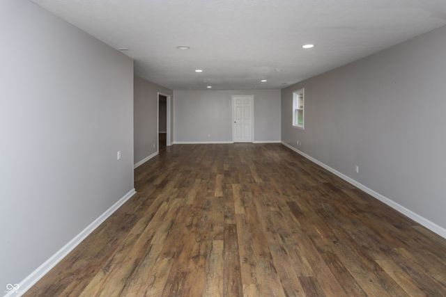 140 Appletree Row, Greenwood, IN 46142